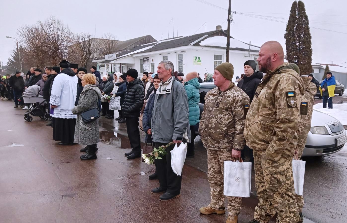 Фото без опису