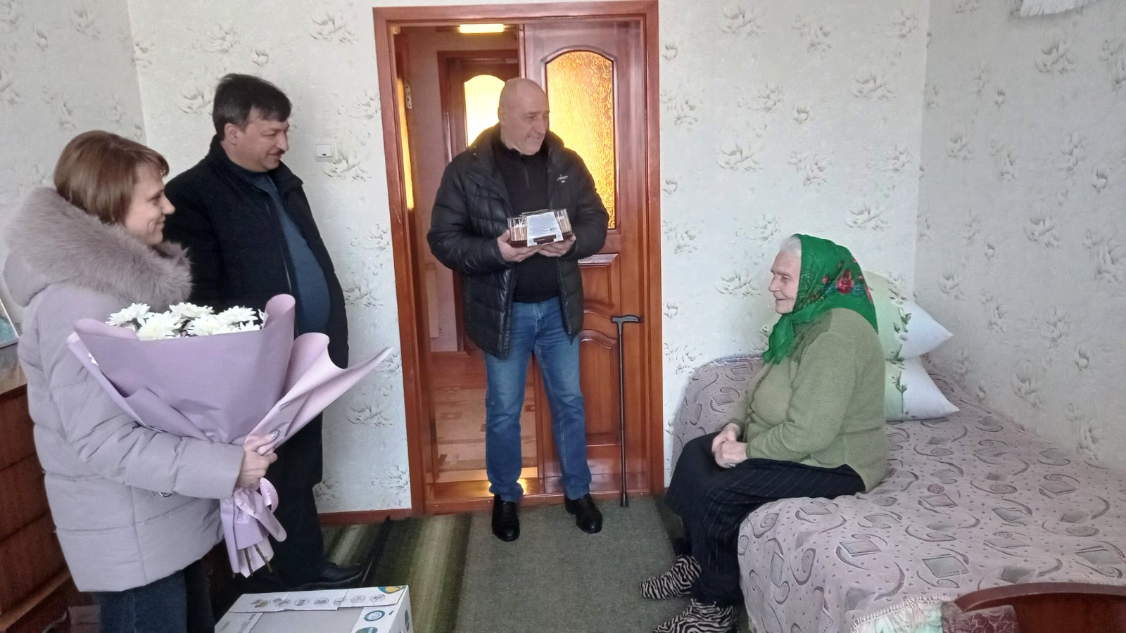 Фото без опису