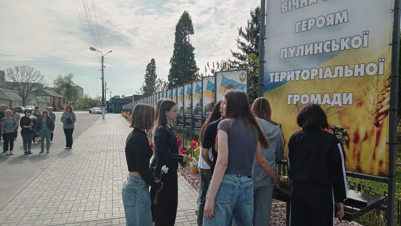 Фото без опису